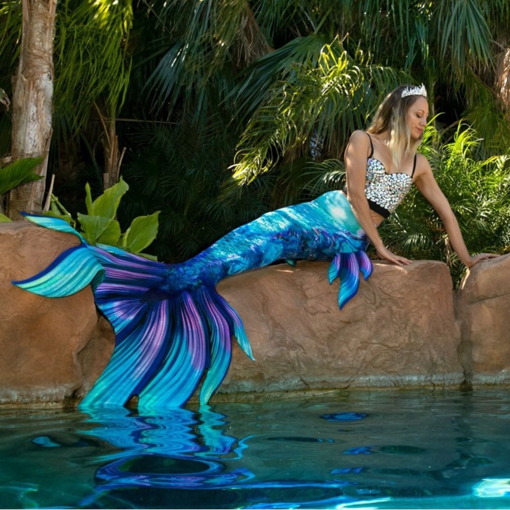 Fun Fin mermaid tail